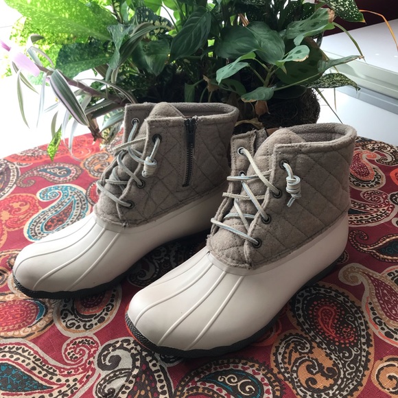 Euc (worn once) quilted Sperry boots 🥾 - Picture 4 of 4